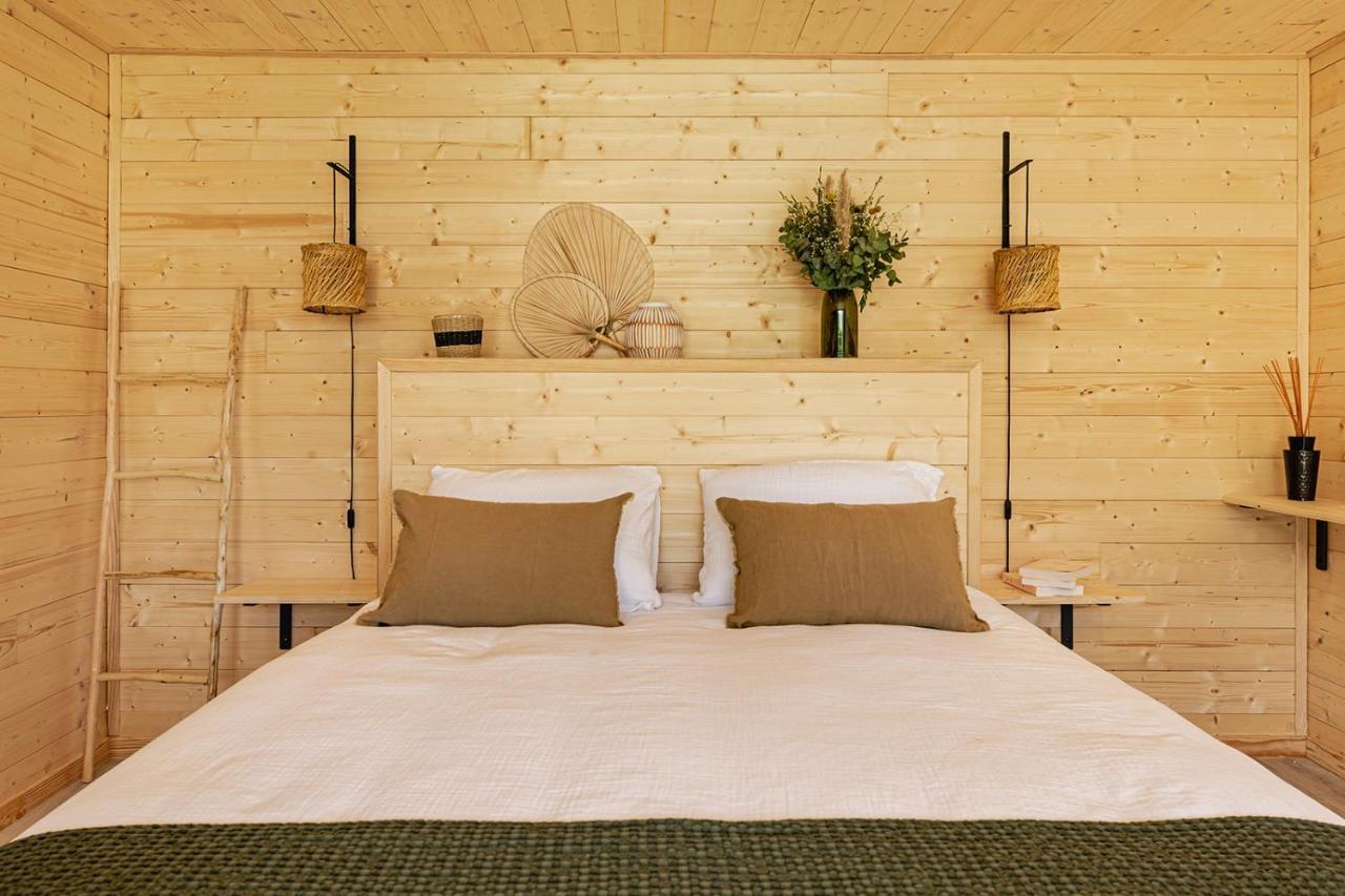 Les Lodges De Malbrough Aire-sur-la-Lys Zewnętrze zdjęcie